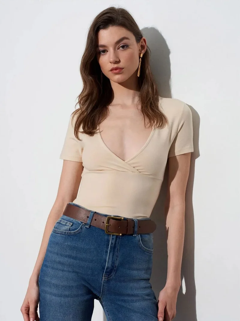 ديلفين Dilvin Fitted V-Neck Short-Sleeve T-Shirt