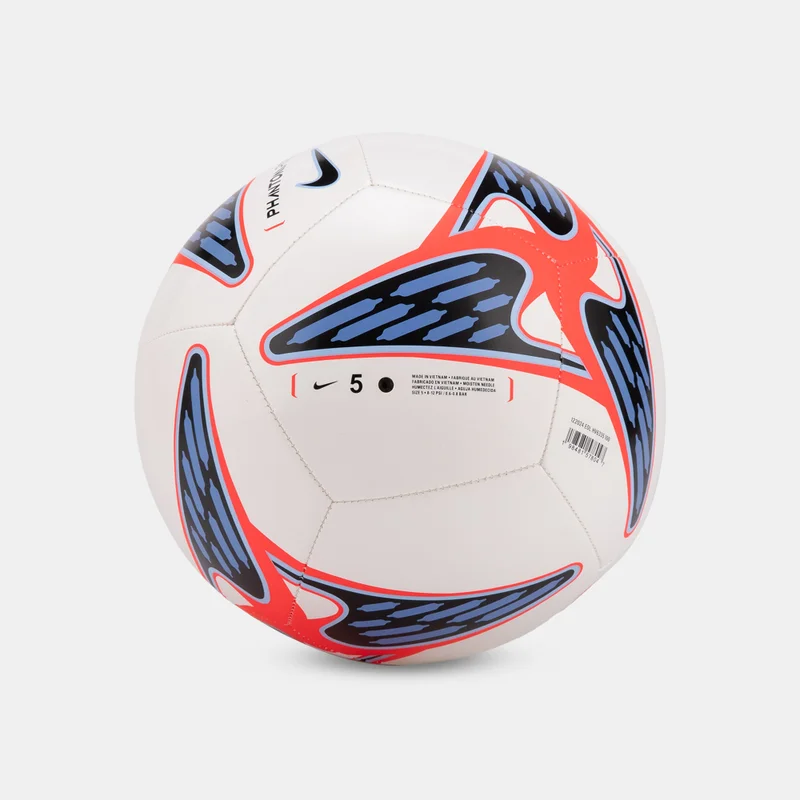 Nike Phantom Football