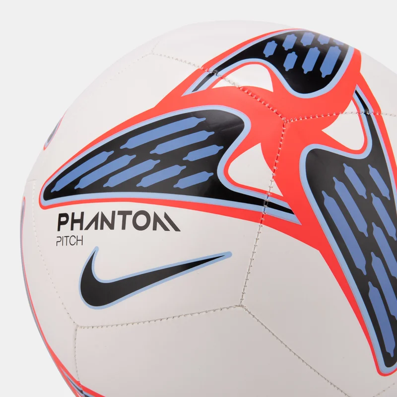 Nike Phantom Football