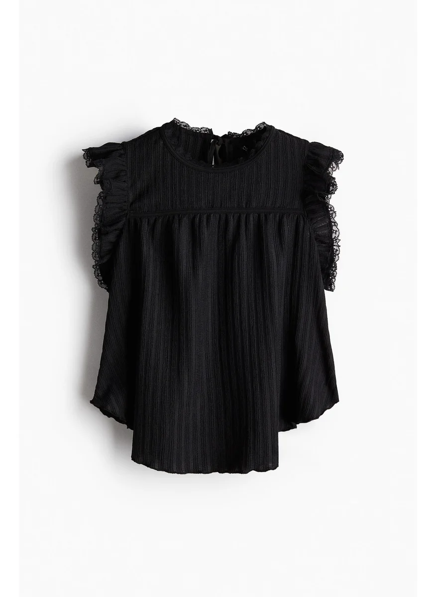 H&M Flounce-Trimmed Top