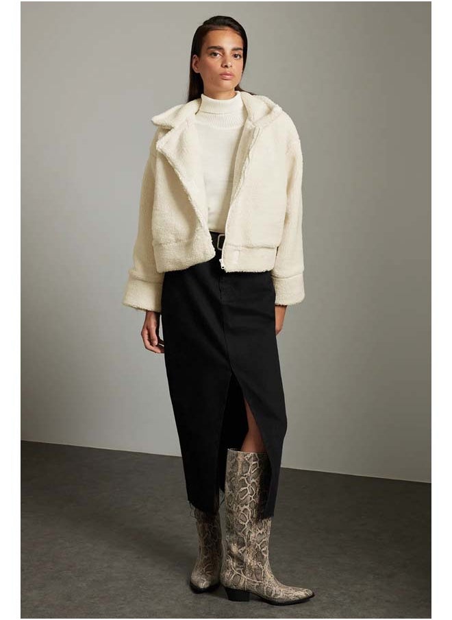 trendyol - Ecru Oversize Molded Plush Biker Jacket Coat TWOAW25MO00126 - Image 1