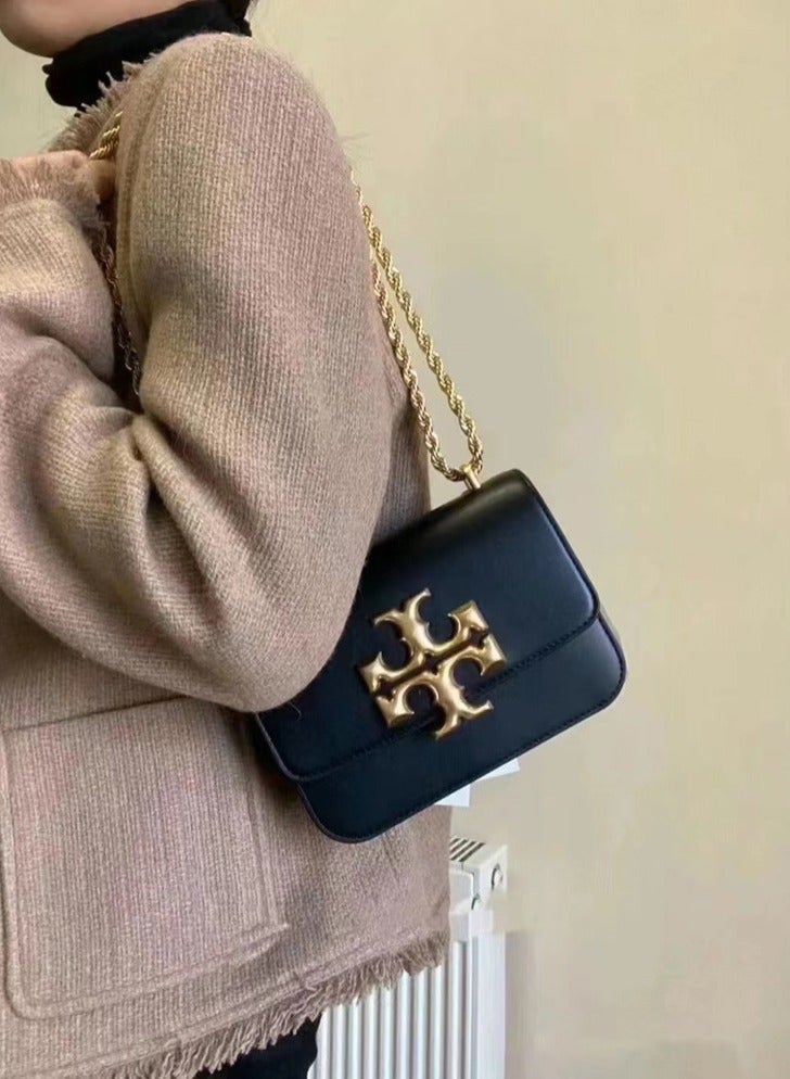 بورش توري بورش حقيبة كتف كروس بسلسلة بسيطة 19*13.5*6.5 سم - Image 2