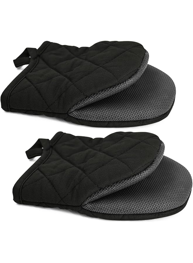 KASTWAVE Mini Oven Mitts 1 Pair Microwave Mitts Pot Holder Heat Resistant Neoprene Cotton Gloves Surfaces Non Slip Short Oven Gloves Black - Image 1