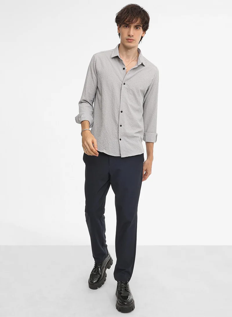 Campus Sutra Men's Ash Grey Cubic-Seersucker Shirt