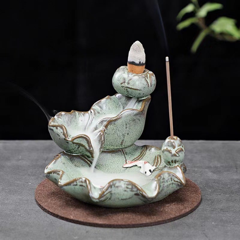 Sandalwood Aquilinum Small Lotus Backflow Incense Censer Ornaments Ceramic Incense Censer Home Crafts Ornaments Creative - Image 3