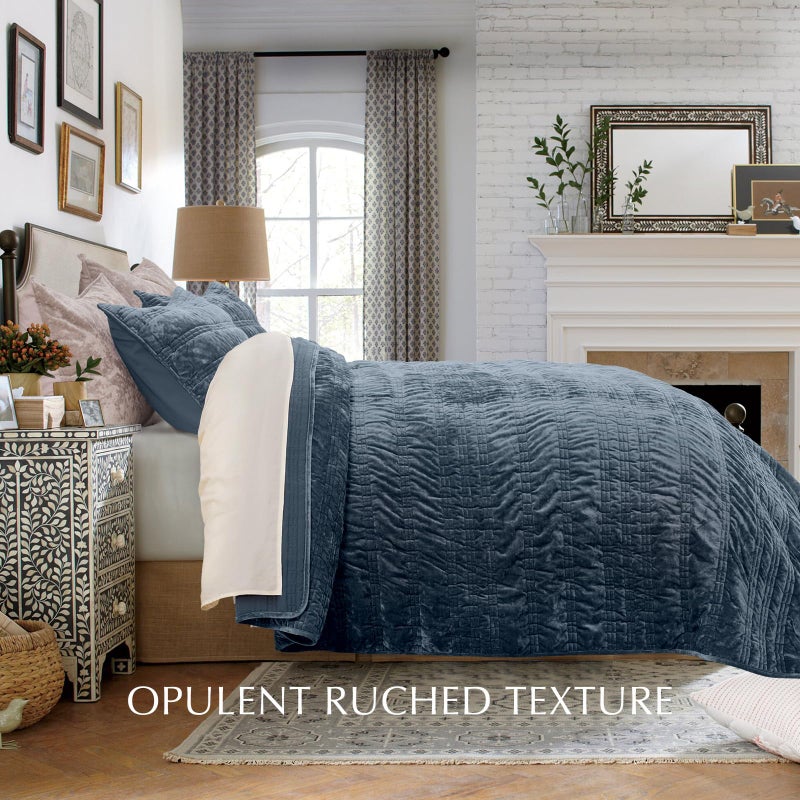 EVERGRACE Luxury Ruched Velvet Quilt King Size, Ultra Soft Bedspread Coverlet Set, Lightweight Velvet Comforter, Quilted Bedding Cover with 2 Matching Shams for All Season, Stormy Blue - Image 3