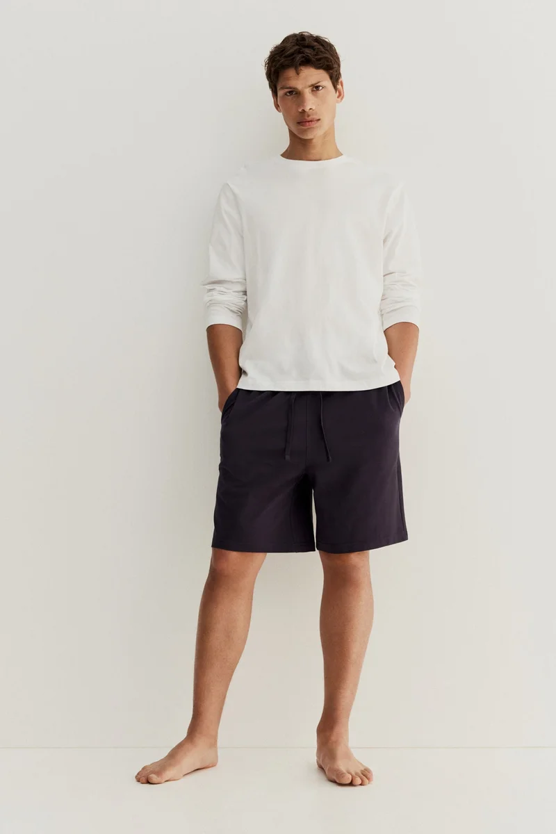 H&M Relaxed Fit Knee-length piqué shorts