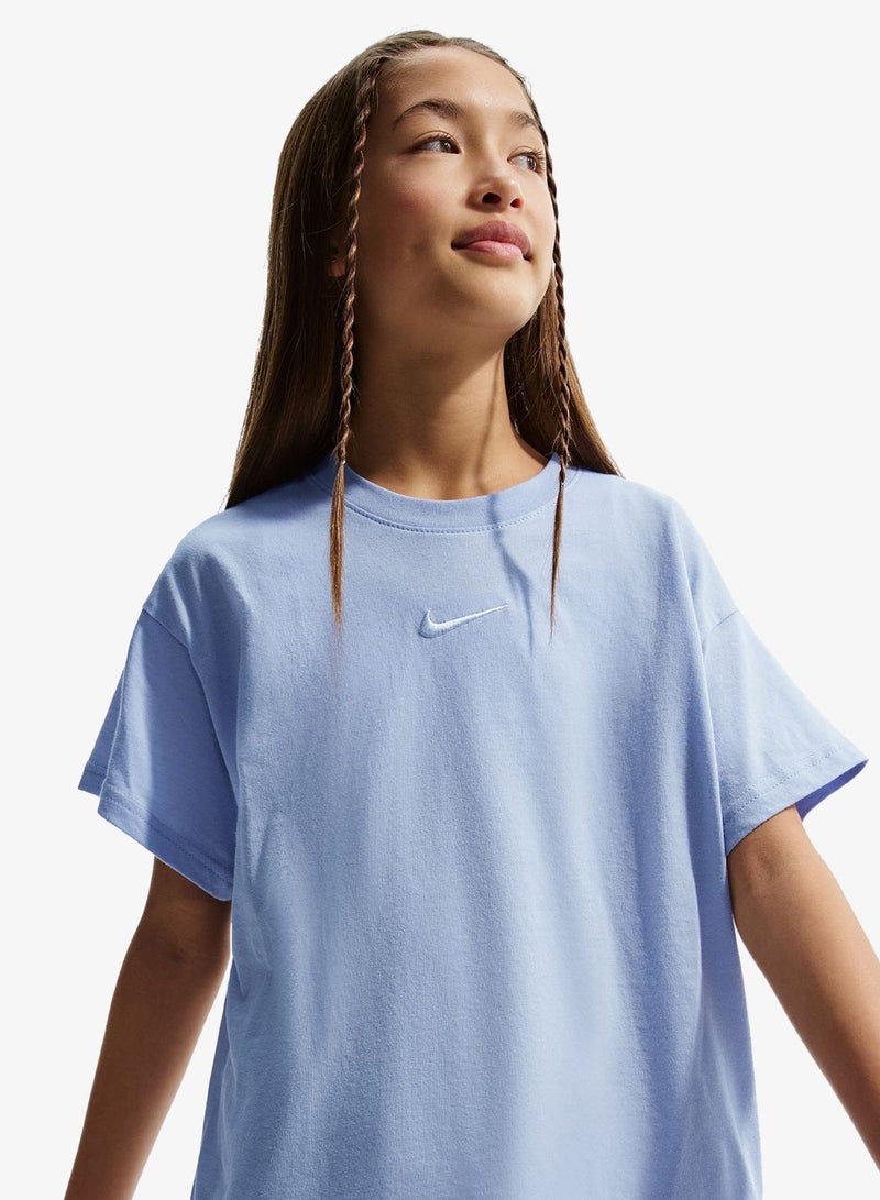 Nike Youth Nsw Essential T-Shirt - Image 1