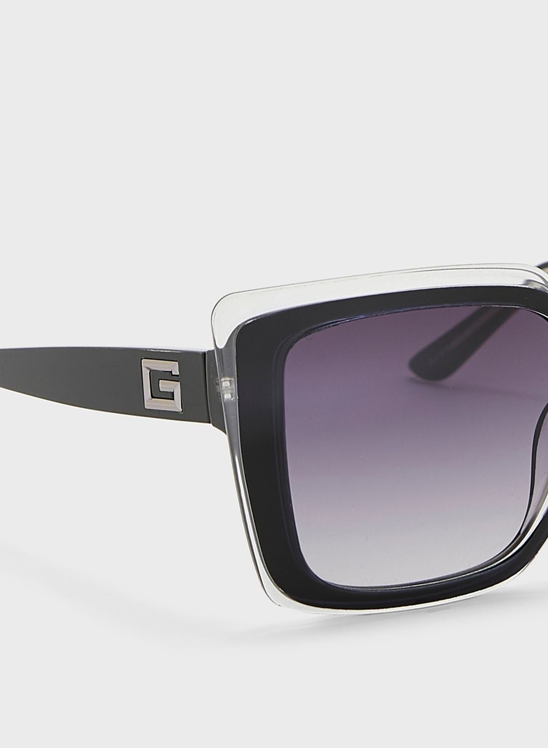 نظارة شمسية مستطيلة كبيرة بألوان متدرجة