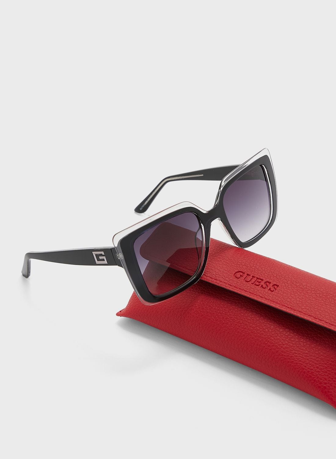 نظارة شمسية مستطيلة كبيرة بألوان متدرجة