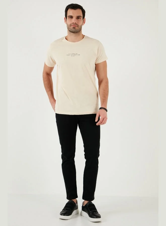 بوراتي تيشيرت رجالي قطن بياقة دائرية بقصة ضيقة من بوراتي