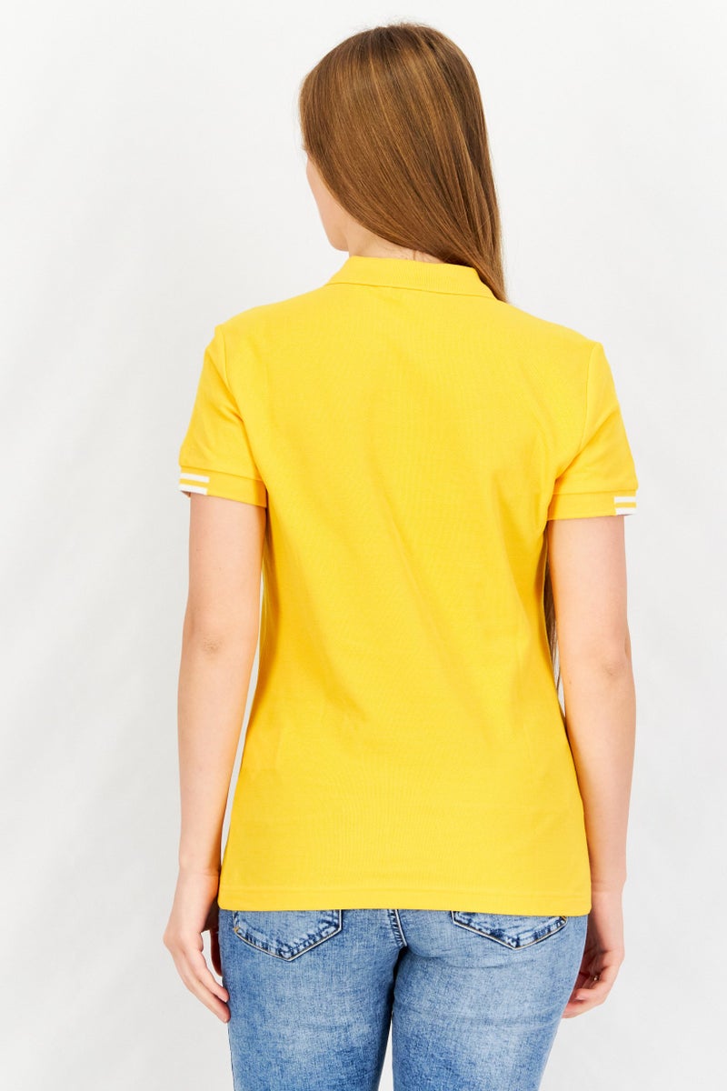 Aigle قميص بولو مزخرف بأكمام قصيرة وياقة مفتوحة للنساء، أصفر - Image 4