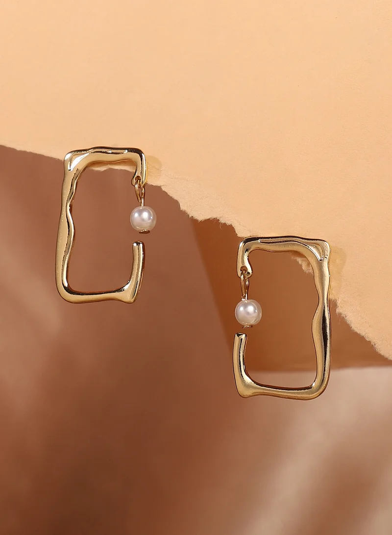 SOHI SOHI Women The Cadre Drop Earrings | California  Colour | One-Size | Artificial Pearl Alloy Material | Push Back Closure | Earrings For Casual & Evening Wear