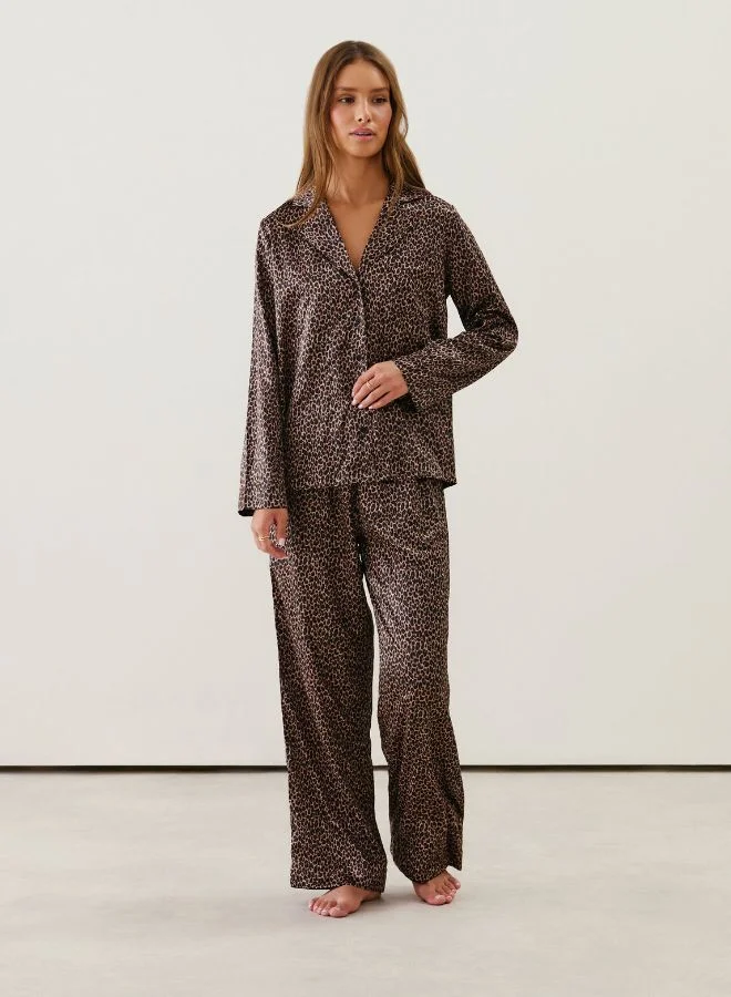 انديز قميص ساتان بطبعة ليوبارد