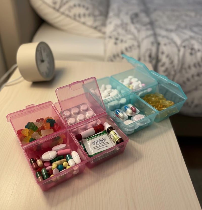 c s m C.S.M CSM Plastic Compartment Storage Box with Individual Lids, Four Compartments, Rectangular, Multicolor, Pack of Two - Image 4