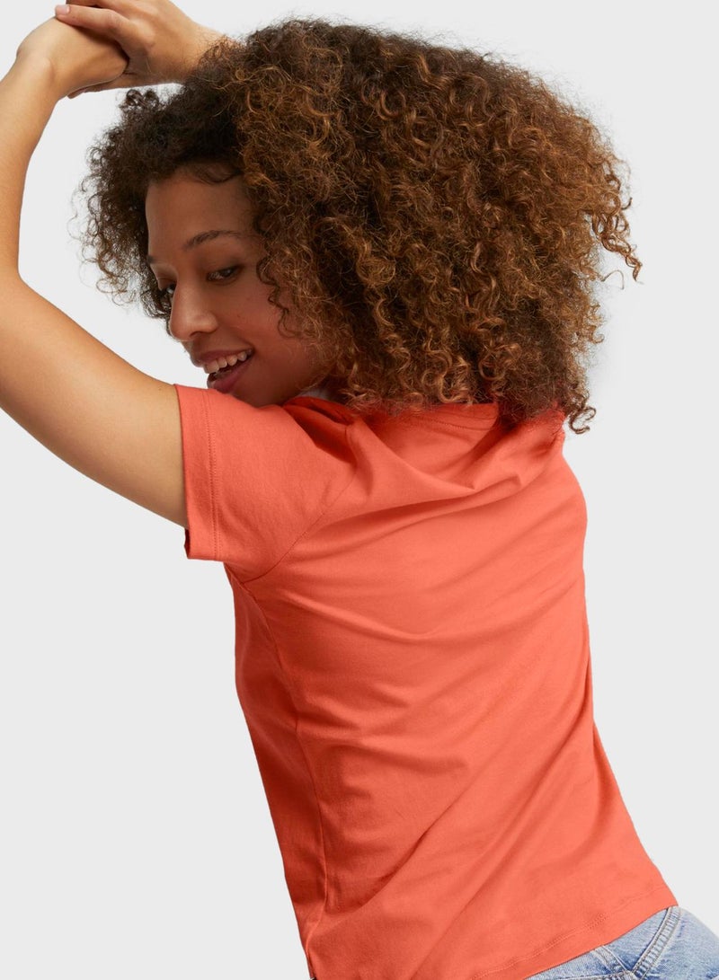 Ess Women T-Shirt
