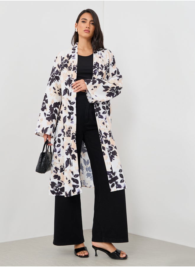 Styli Styli Floral Print Regular Fit Knee Length Kimono with Slit  - Image 2