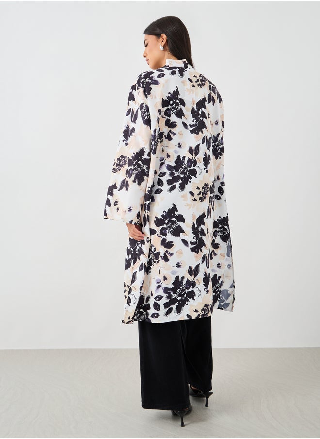 Styli Styli Floral Print Regular Fit Knee Length Kimono with Slit  - Image 4