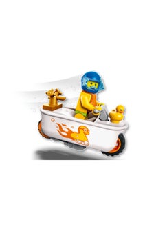 LEGO Bathtub Stunt Bike  - Image 1