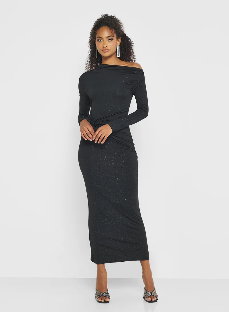 جينجر Assymetric Shoulder Draped Bodycon Dress