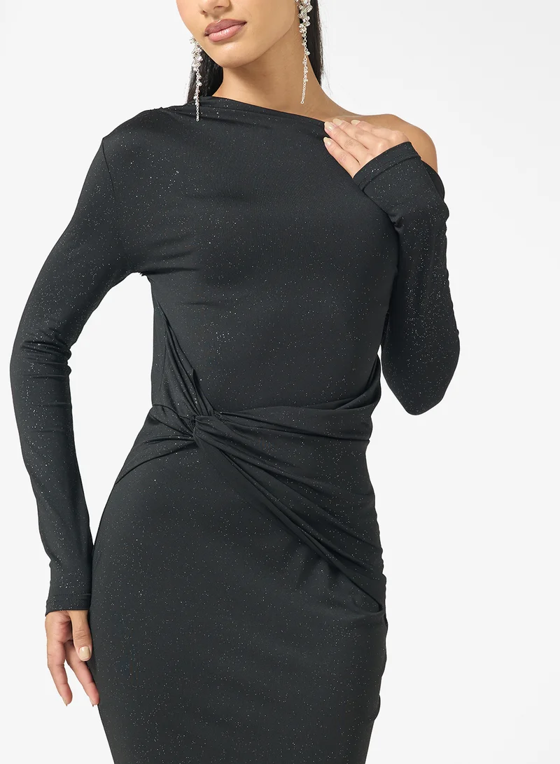 Ginger Assymetric Shoulder Draped Bodycon Dress