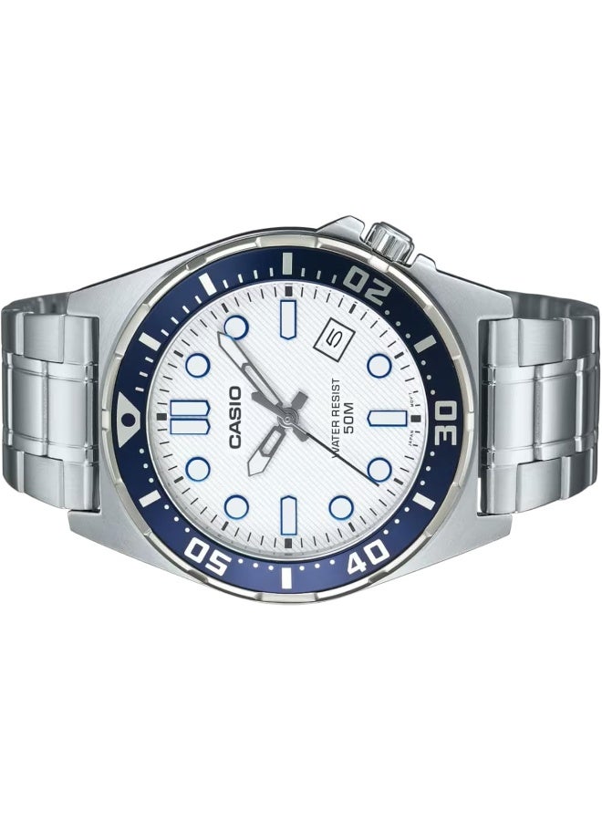 CASIO Men's Stainless Steel Analog Watch MTD-135D-7AVDF - 43.6 mm - Image 2