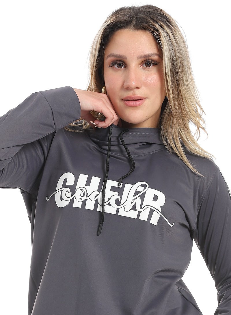 Caesar women sport training suit with printed photos - Image 4