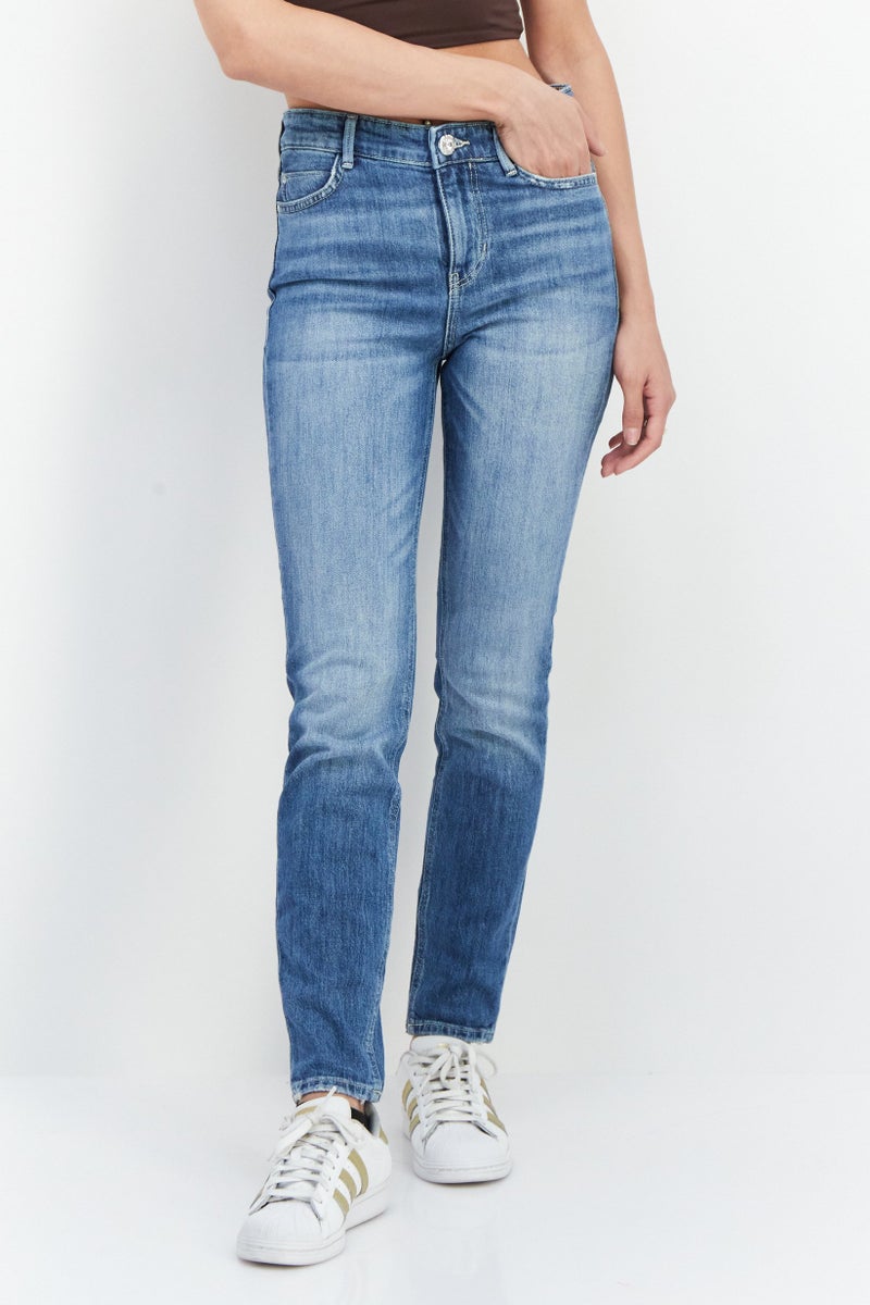 GUESS جينز ضيق للنساء، قابل للتمدد، أزرق - Image 1