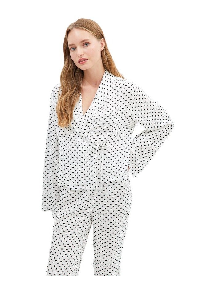 trendyol Heart Patterned Lacing Detailed Viscose Shirt-Pants Woven Pajamas Set THMAW22PT0300