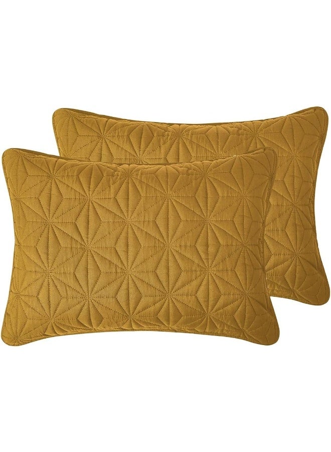 VCNY Home - Quilt Set, Soft Bedding with Matching Shams, Dorm Essentials, Use As Bedspread or Throw Blanket (Kaleidoscope Gold, King) - Image 1