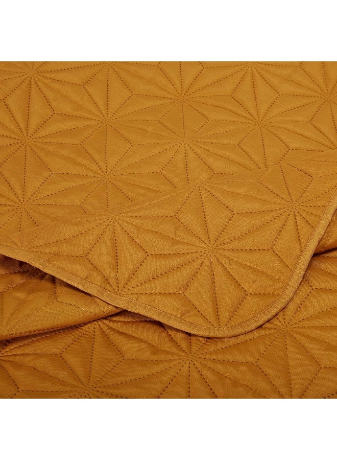 VCNY Home - Quilt Set, Soft Bedding with Matching Shams, Dorm Essentials, Use As Bedspread or Throw Blanket (Kaleidoscope Gold, King) - Image 4