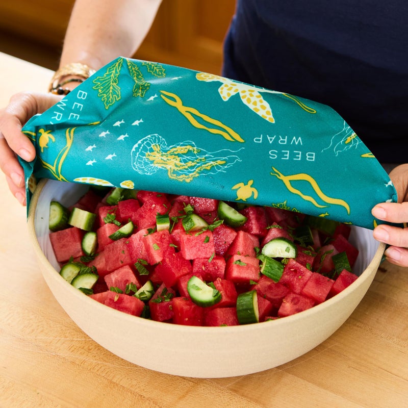 Bee's Wrap Bee's Wrap Reusable Beeswax Food Wraps Made in the USA  Eco Friendly Beeswax Wraps for Food  Sustainable Organic Cotton Wraps  Assorted 3 Pack (S  M  L)  Ocean  - Image 4