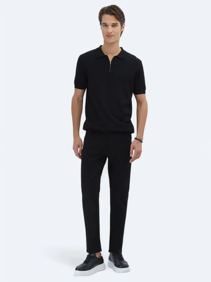 كيب بنطال جينز أسود ضيق بقصة ضيقة مصنوع من مزيج القطن