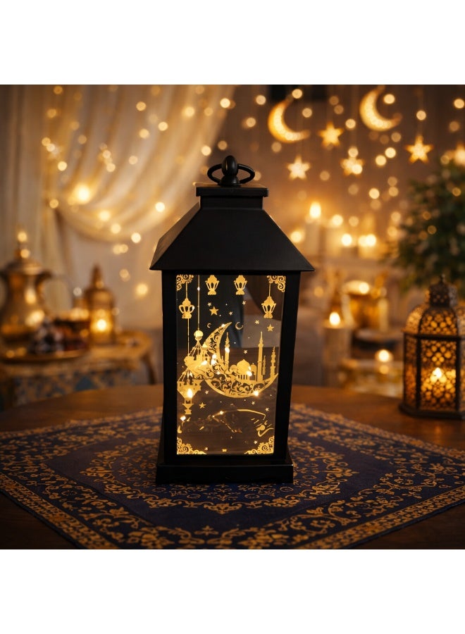 فانوس رمضان أكريليك مضيء كبير (13.2 × 13.2 × 33 سم) – تصميم راقٍ باللون الأسود بنقوش رمضانية أنيقة – ديكور منزلي فخم وديكور رمضان مميز للتعليق أو الرف – موديل SH-238