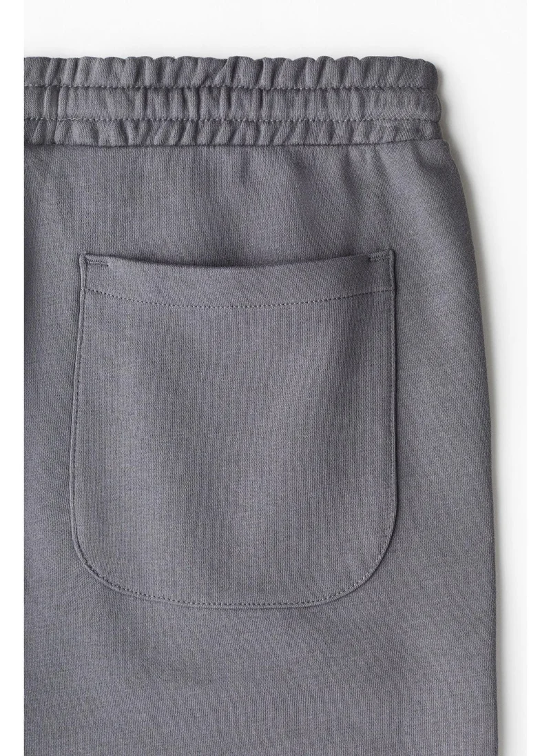 اتش اند ام Regular Fit Sweatshorts