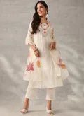 آي شين Off White