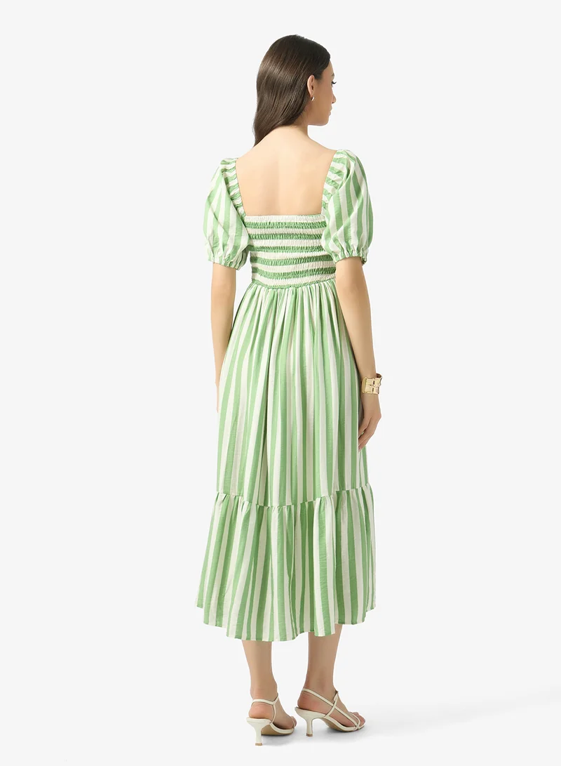 ستايل تشيت فستان ميدي بأكمام منتفخة مخططة