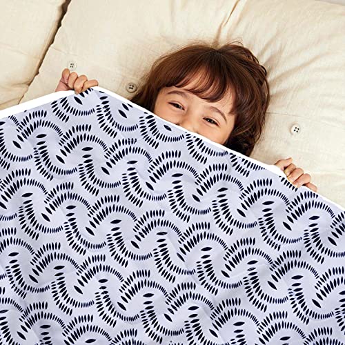 Divine Casa 120 GSM Microfiber Reversible Kids Single Bed Comforter | Ultra-Soft Toddler Blanket | Lightweight & Cozy | All-Season Bedding for Babies & Kids | 135 x 100 cm, Medieval Blue - Image 2