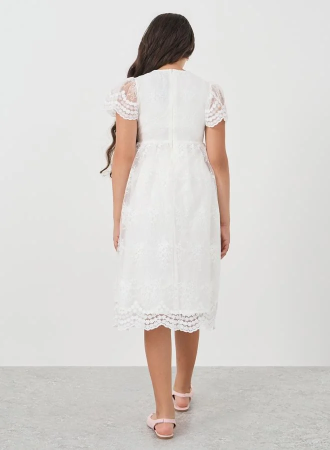 Styli Lace Puff Sleeve Dress