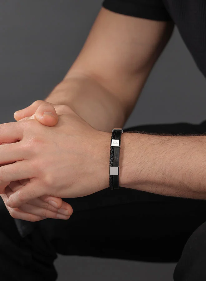 بوليس Unity BraceletDual-Textured Black Leather with Stainless Steel Square Motifs and P SymbolBold Men's Style