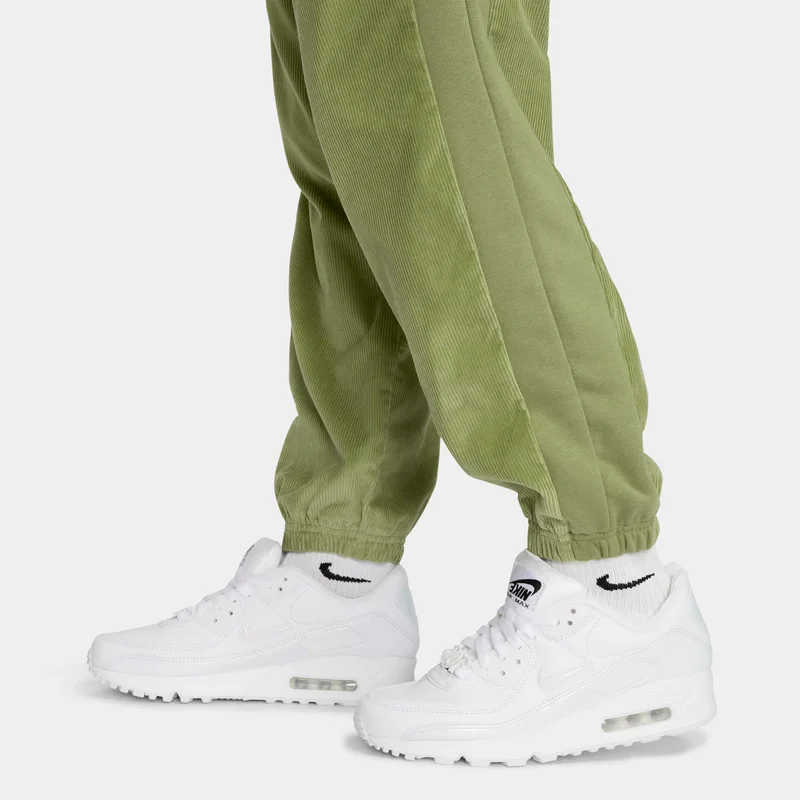 Nike Women's High-Waisted Corduroy Fleece Pants