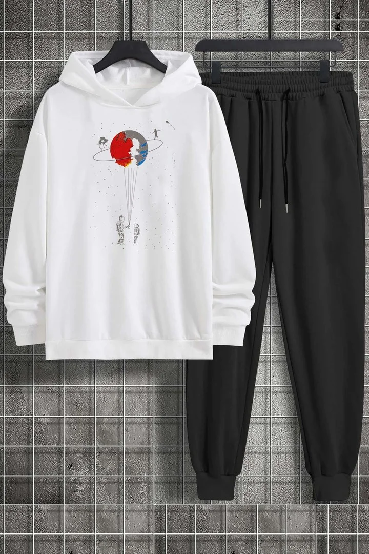 ONLYTRENDWEAR Unisex Universe Themed Printed Tracksuit Set L. White