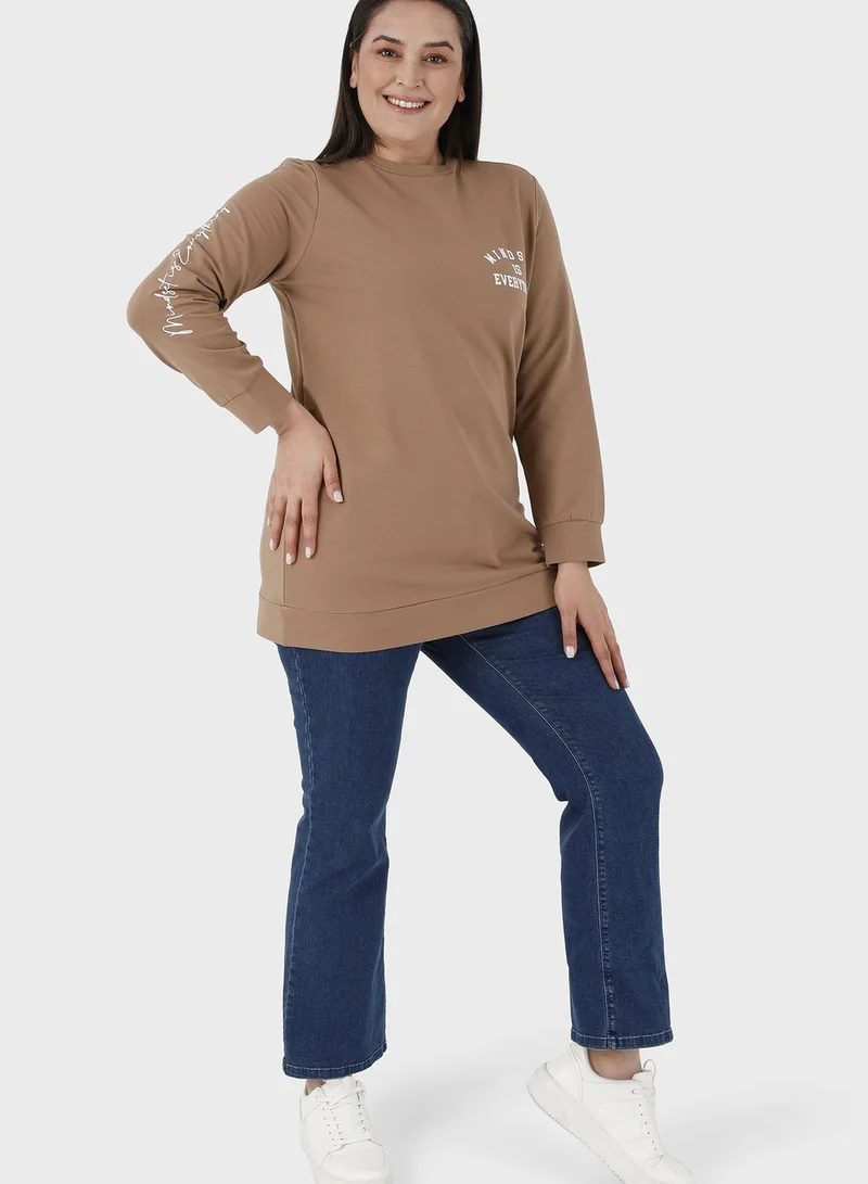 Alia by modanisa Round Neck Printed Sweatshirt