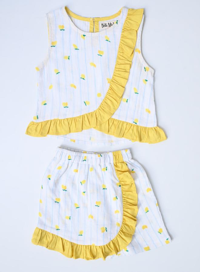 بيلا مودا طقم بلوزة وشورت بطبعات وتفاصيل مكشكشة من بيلا مودا - Image 2