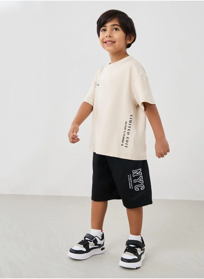 Styli Styli Boys Typography Print Oversized T-Shirt and Shorts Set