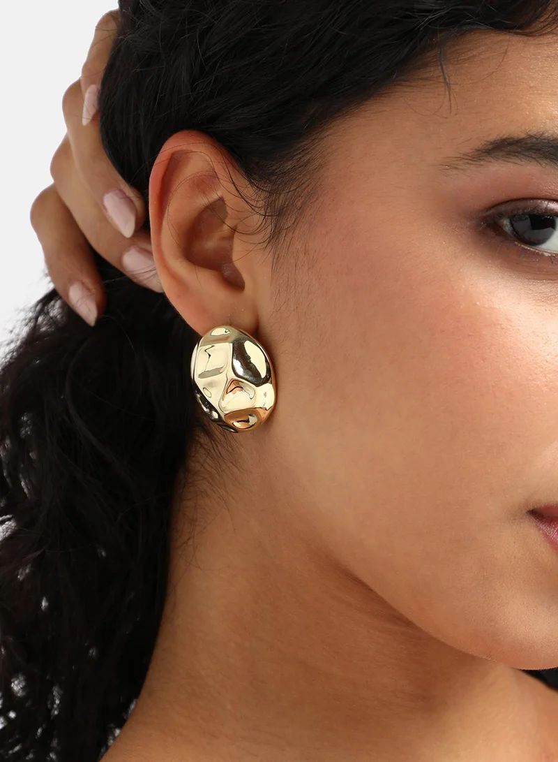 SOHI Textured Circular Artificial Stud Earring Jewellery