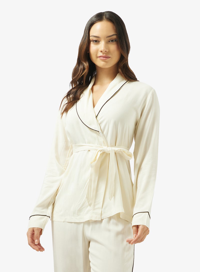 جينجر طقم بيجامة وبلوزة ملفوفة بحزام مزين بشريط متباين - Image 3