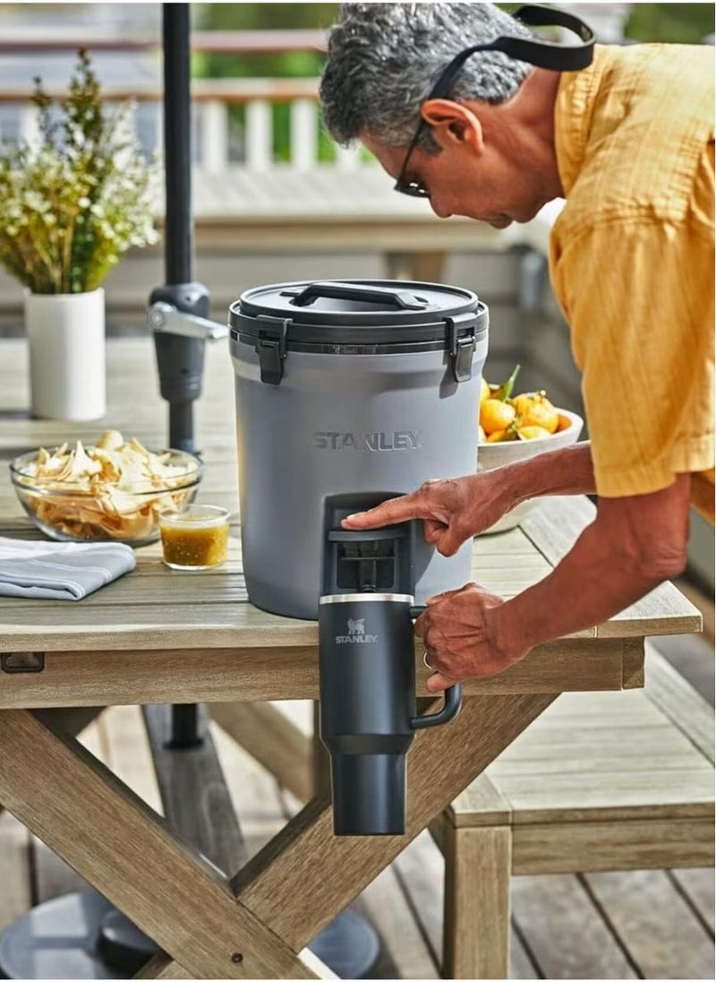 Stanley - Stanley Quencher H2.0 FlowState Vacuum Insulated Tumbler – 40oz Black Stainless Steel Travel Mug with Leakproof Lid & Straw, Double-Walled Design, Keeps Drinks Hot for 7 Hours & Cold for 24 Hours, Durable & Portable - Image 1