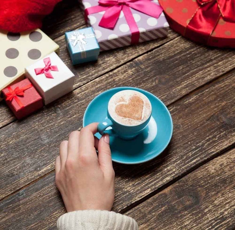 Furimuk KaKuta Valentines Day Cookie Stencils Coffee Cake Templates Decoration20 Pcs Reusable Heart Love Powder Sieve Template for Coffee Cake Stencils Decorating Baking Painting Mold Tools - Image 4