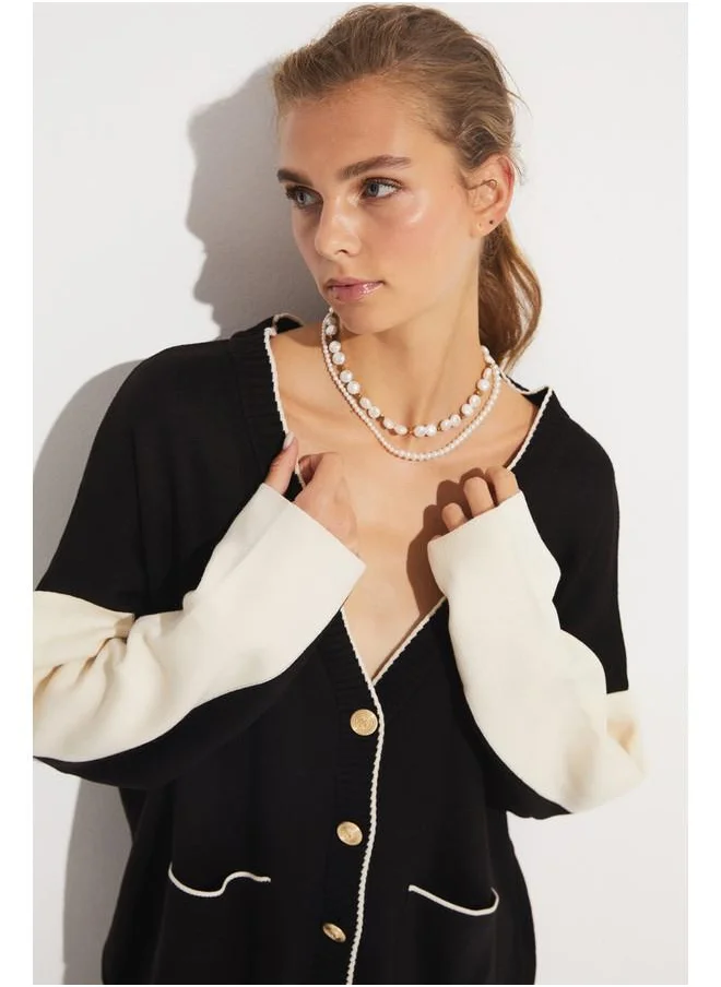 JUNE June Exclusive Piping Detailed Cardigan Black